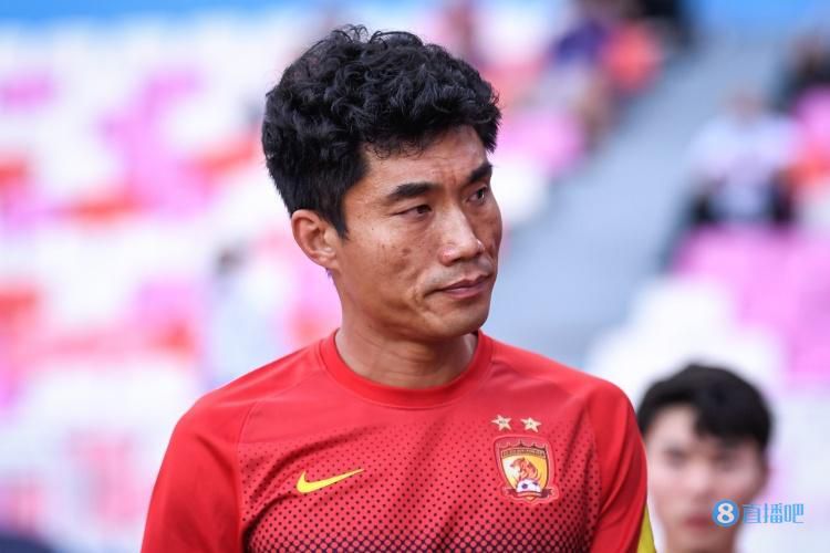 法媒：尤文与阿森纳联系，商谈托马斯冬窗转会事宜据法国媒体Foot Mercato报道，尤文与阿森纳进行了联系，商谈托马斯的转会事宜。